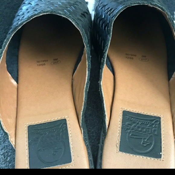 Auditions Black Woven Slides - Picture 3 of 4